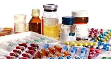 Treatment of cystitis in women with drugs